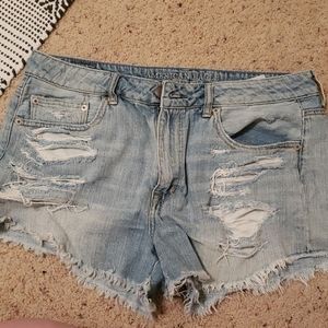 American Eagle High Rise Festival Shorts